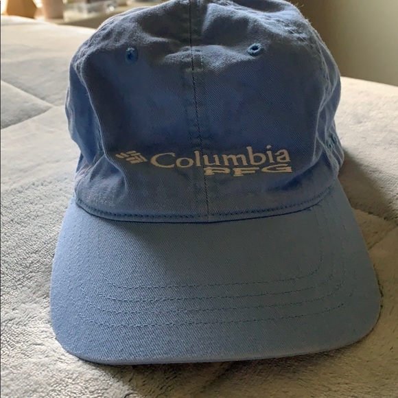 light blue columbia hat